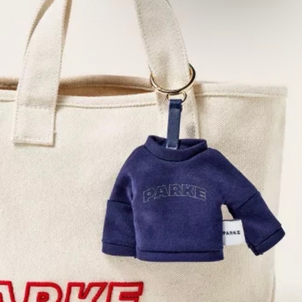 Parke x Target collab. Keychain Mockneck Sweatshirt Navy Blue. NWT